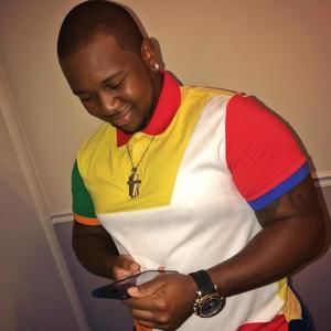 Meet your Posher, Dee